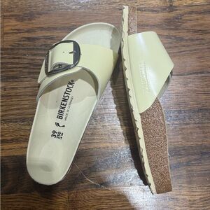 Birkenstock Cream Sandals